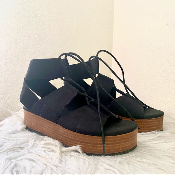 Black platform gladiator sandals - Picture 2 of 4